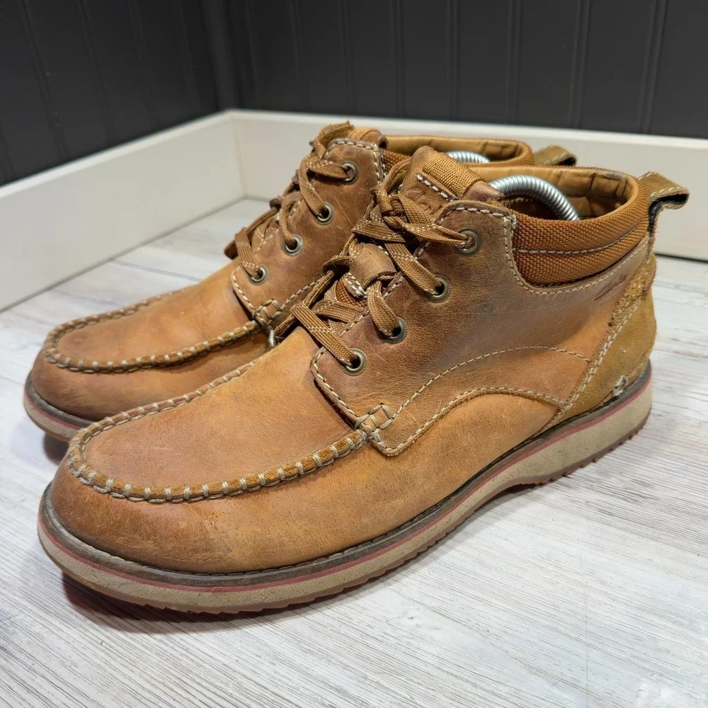 Clarks Desert Brown Leather Moc Toe Ankle Boot Lace Up Men's Size 9.5 M
